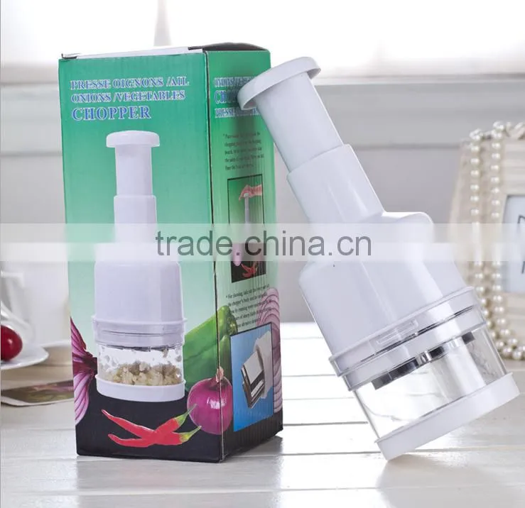 garlic cutter/garlic press