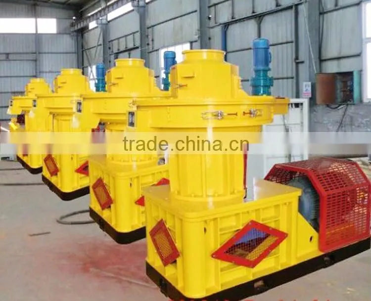 1000kg/h-5000kg/h High productivity Ring die mold biomass wood pellet machine
