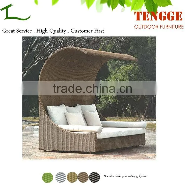 YH-8176 Outdoor beach wicker lounge bed round small rattan bed