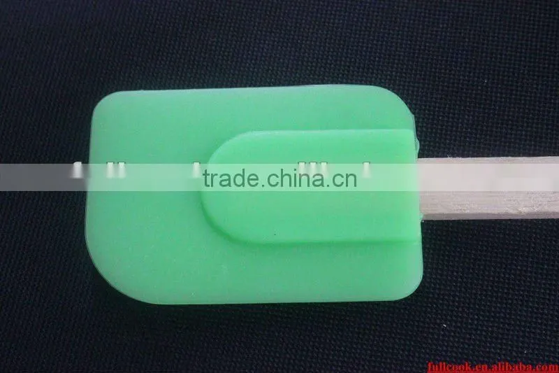 DELUXE WOODEN HANDLE SILICONE 3 PC SPATULA SET
