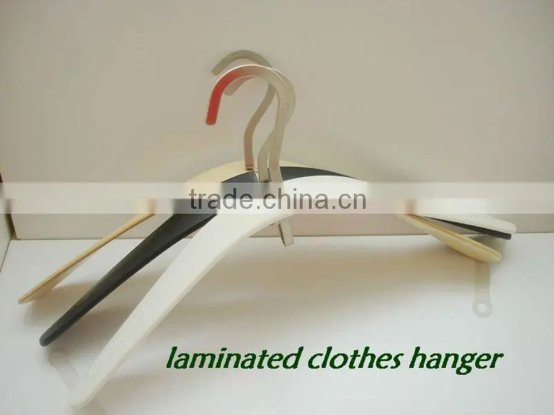 AT28 wooden laminated wood hanger wholesale