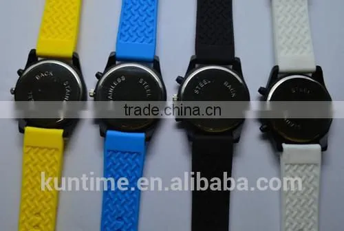 Vogue Men's Sport Quartz Wristwatch