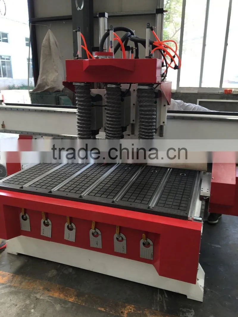 Wooden door manufacturing machines CNC Router vacuum table with 3 HSD spindles 4.5kw for door engraving CNC Router
