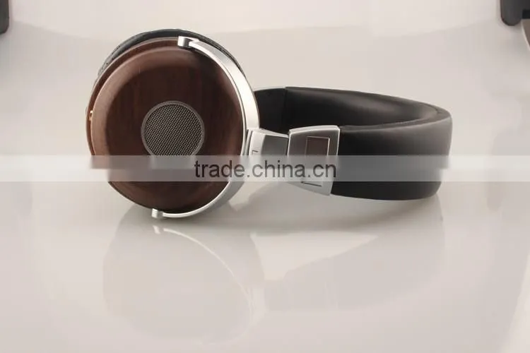 High-End Stylish Wooden Cover Ti Alloy Earphone Bluetooth Wireless Headphones with Ergonomic Design Model HSM3