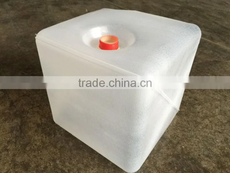 soft plastic containers, translucent or transparent bottle