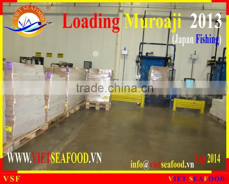 LOADING MUROAJI FOR TUNA BAIT