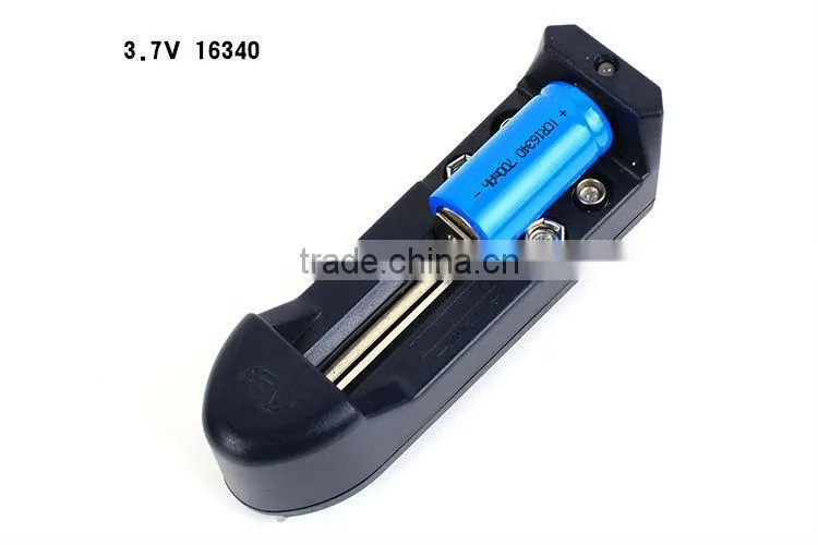 Goread 18650 14500 16340 10440 AA AAA 9V universal charger