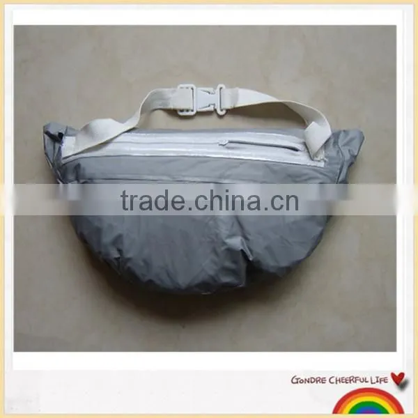 Waterproof rain jacket fold into pocket