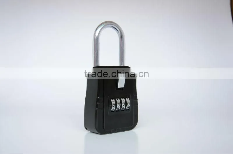 Portable key safe for door knob