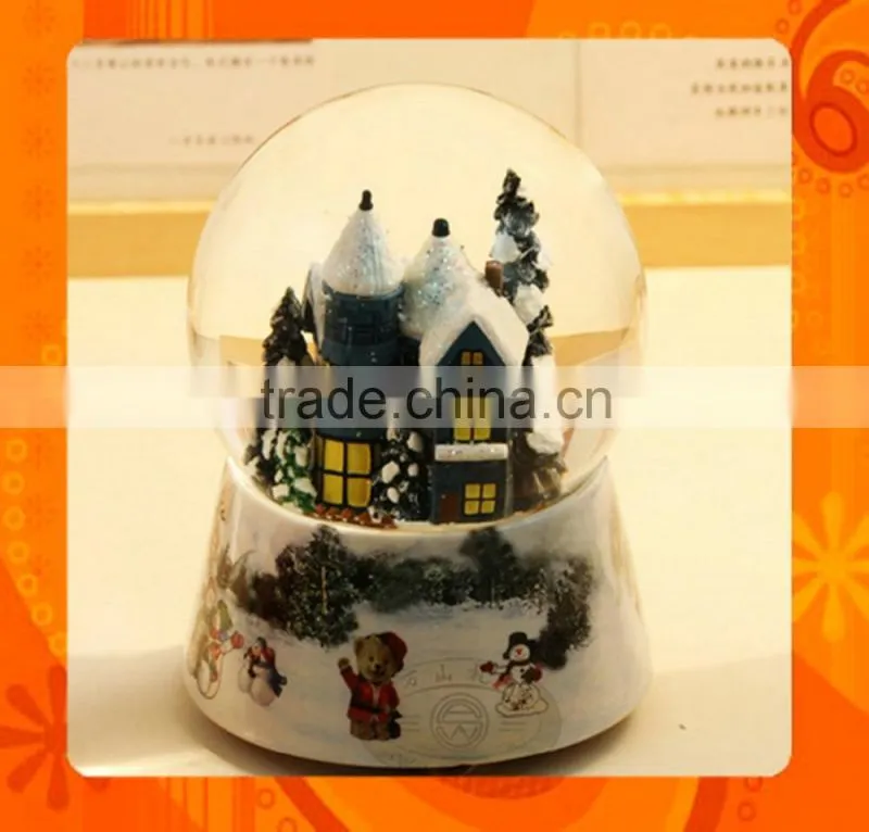 2016 hot selling white paris water globe for sale