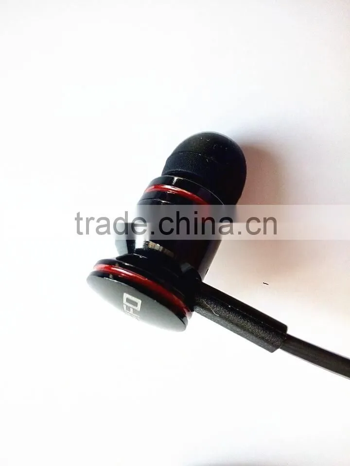 High quality in-ear headsets manufacturer metal stereo earbud with mic headset for mp3 player K300