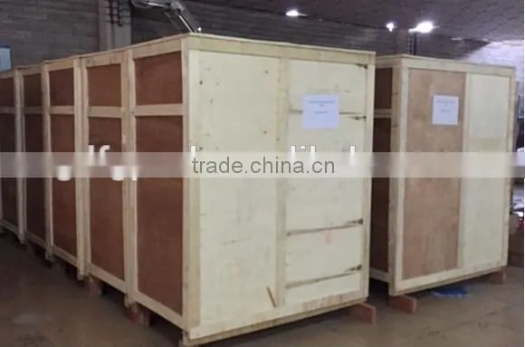Automatic vacuum capping machine for iron cap