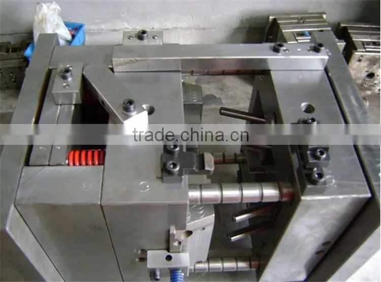 Factory small plastic injection molding/liquid silicone injection molding