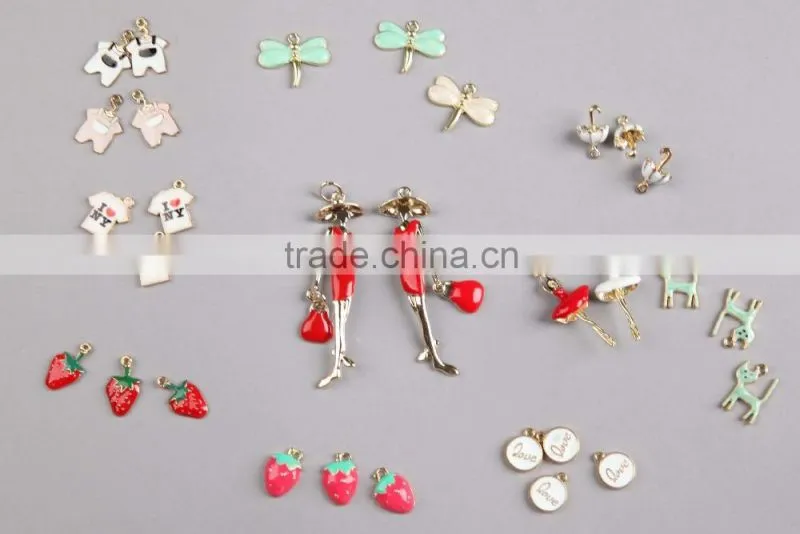 Factory Price Antique Bronze Brass Plated Metal Charm Pendants For Necklace/Garment/Wine