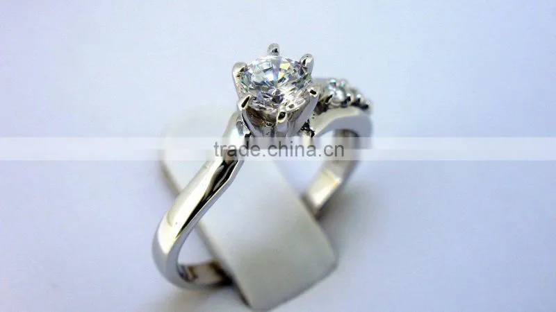 silver ring with quality cz rhodium plating QCR027