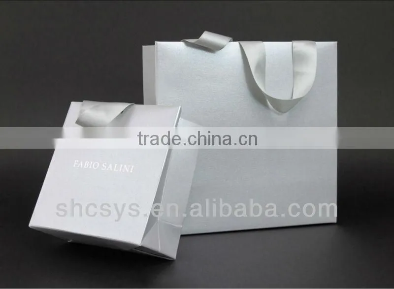 AEP 2013 New fashion milk white paper bag for customized Logo