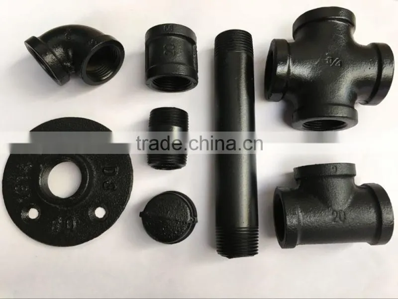 Industrial style malleable iron pipe fitting