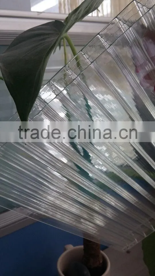 Solid embossed polycarbonate sunlight sheet
