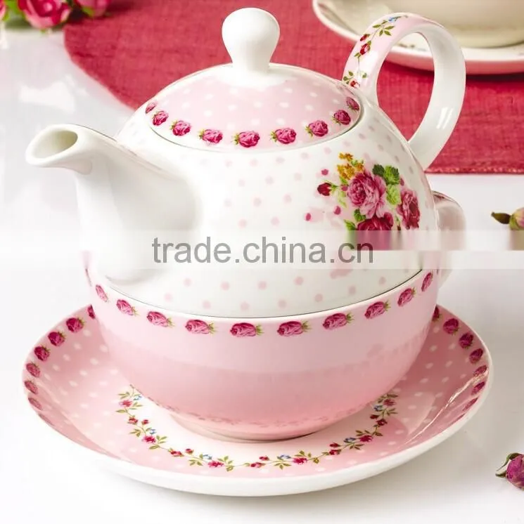 porcelain/ceramic tea for one set