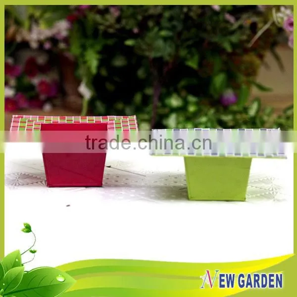 Alibaba China Supplier sticker and metal flower pot stands designs
