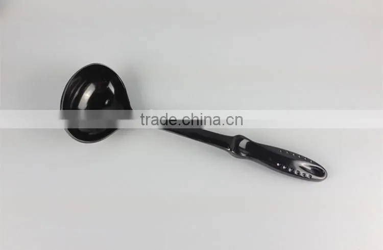Black Plastic scoop, kitchen utensils list with pictures