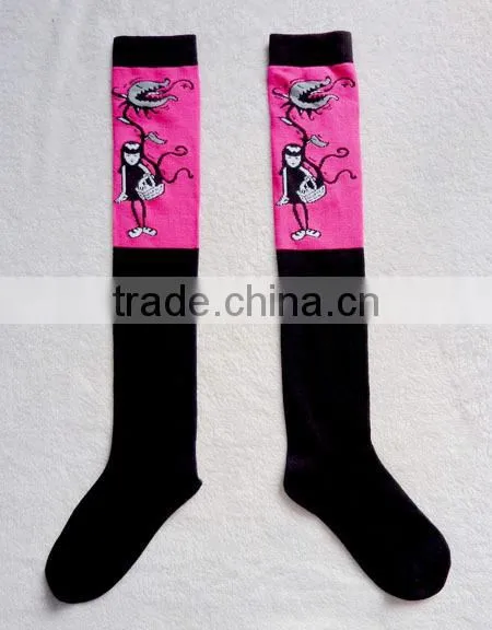 comfortable soft striped lady knee high socks