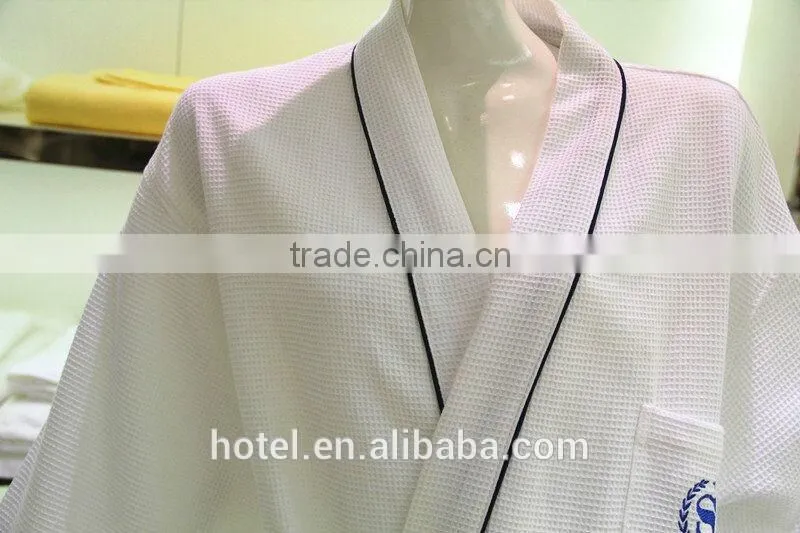 hot sale waffle bath robe for hotel with embroidery logo