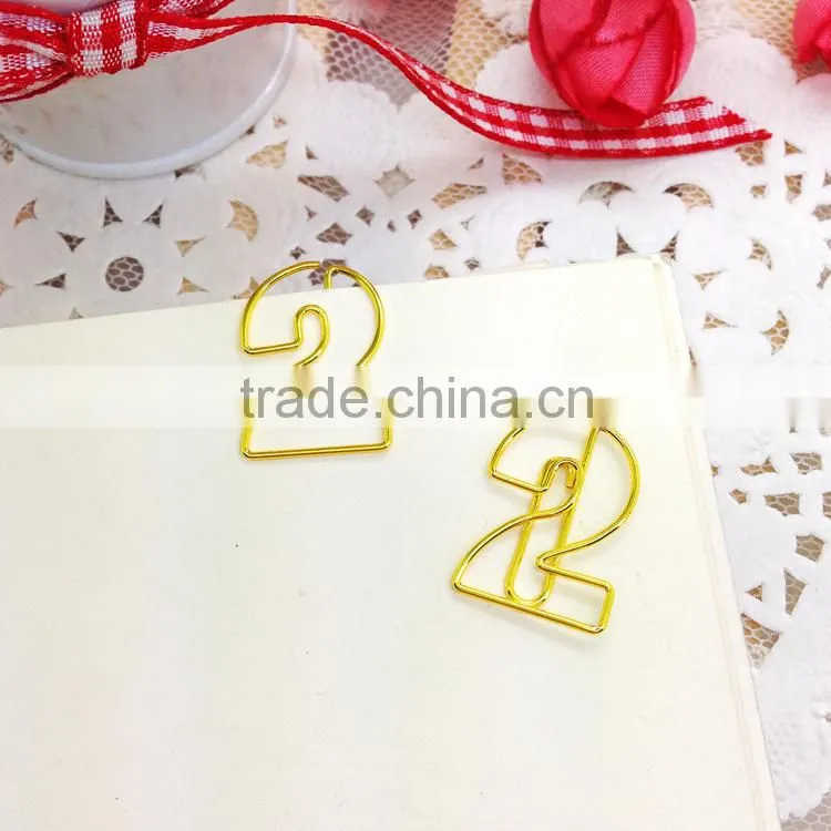 Shining colors number shaped paper clips