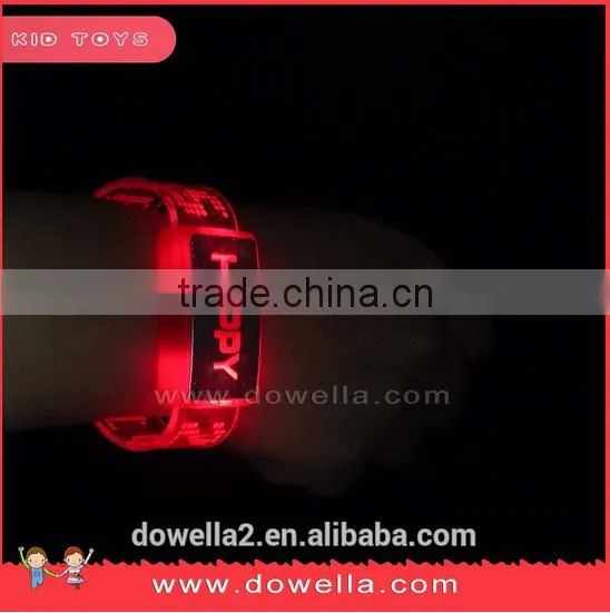 Funny design waterproof silicone bracelet watch with led chain bracelet