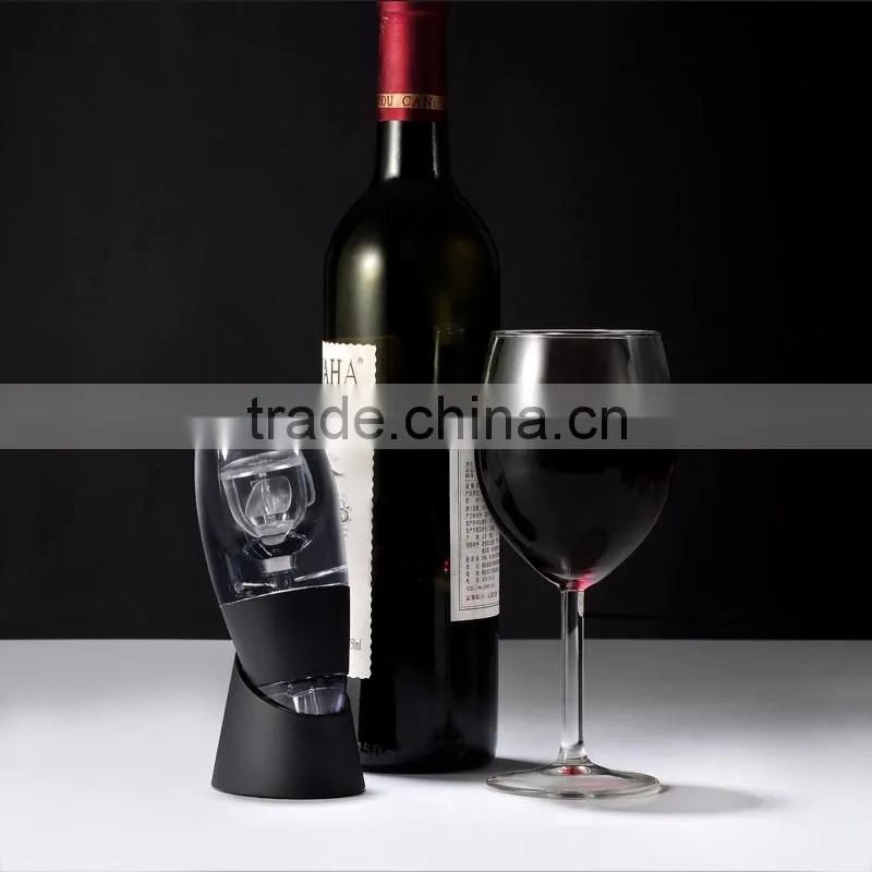 Hour glass shaped Magic Decanter Essential Red Wine Aerator