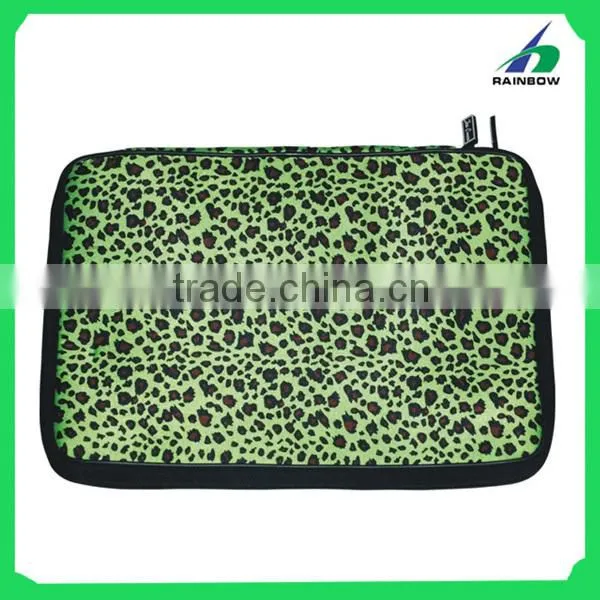 Portable laptop sleeve bag
