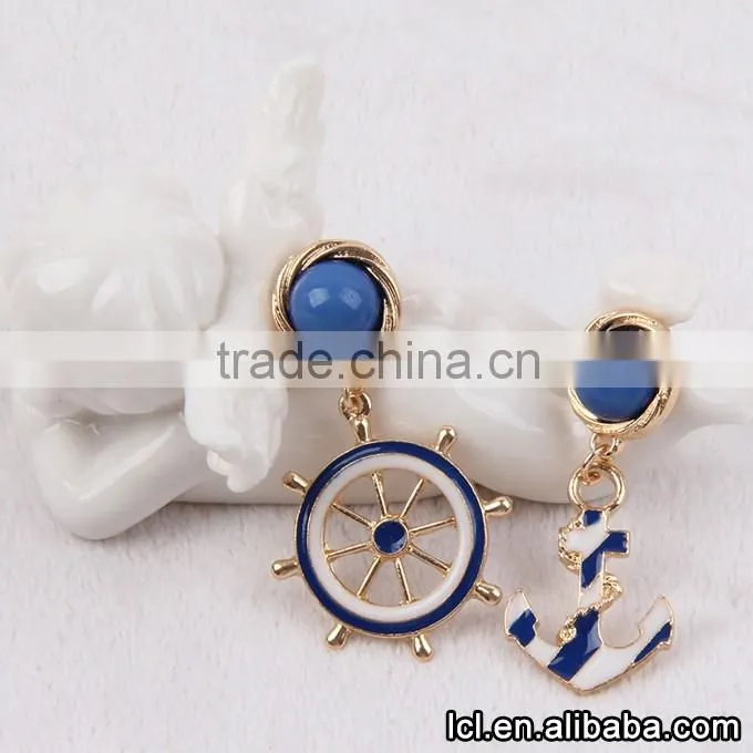Daily wear earrings for girl, gold color fashion earring designs new model earrings