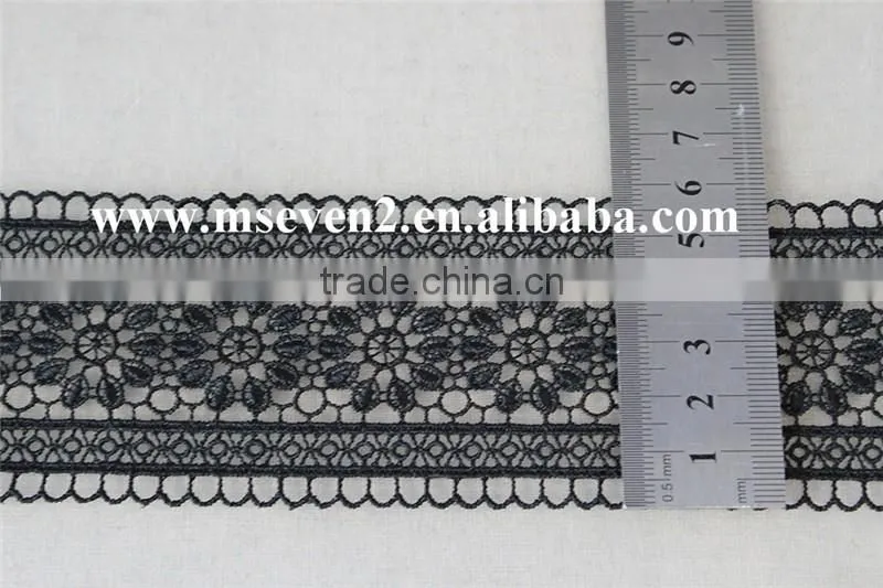 2016 fashiona design 100% polyester flower lace in black embroidery lace trim decoration lace trim for clothing