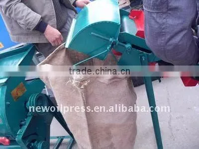 Automatic peanut picker machine