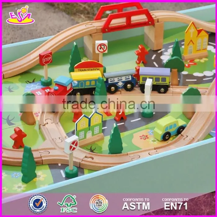 2017 New design funny activity toys wooden kids train table W04C071