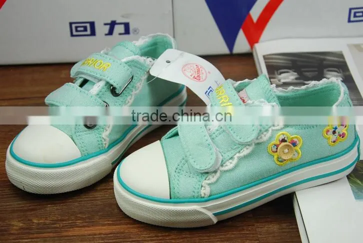 GZY factory Guangzhou stock lot lovely breathable canvas shoes kids