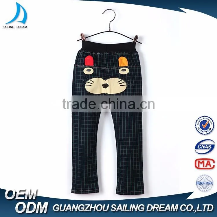 Fashion green small plaid lovely kitten printing kids pants cute design boys summer hot pants