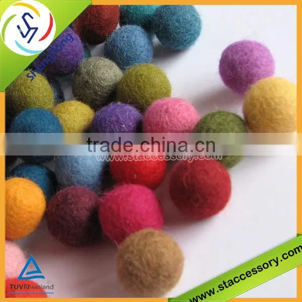 handmade felt balls rugs/nepal felt balls
