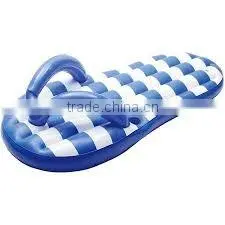 High Quanlity Customized Beach Striped Flip Flop Pool Float Flip Flop Water Bed