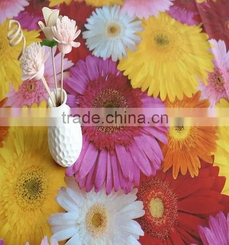 PVC with non-woven tablecloth