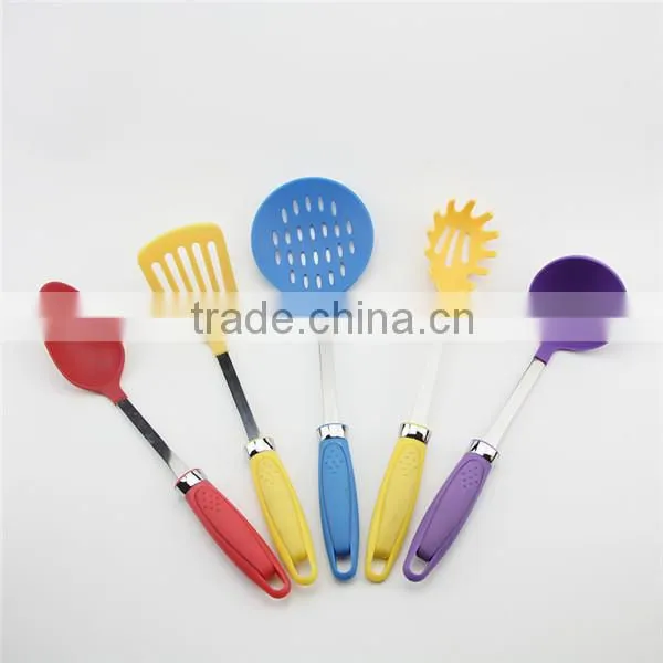 Good quality nylon kitchen tools plastic kitchenware