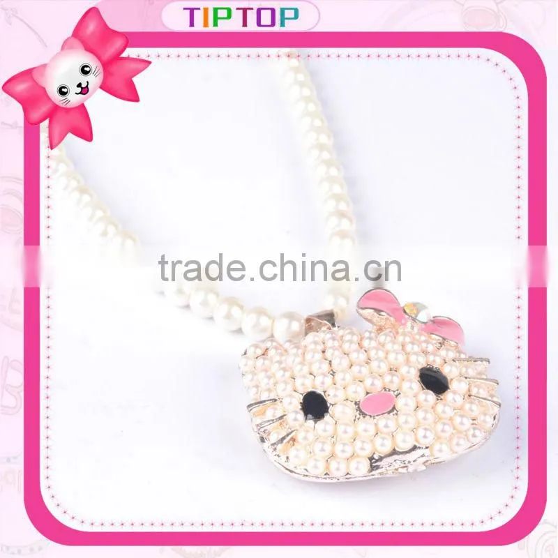 hello kitty pearl bead necklace