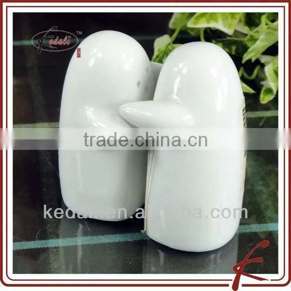 ceramic salt and pepper set bird shape