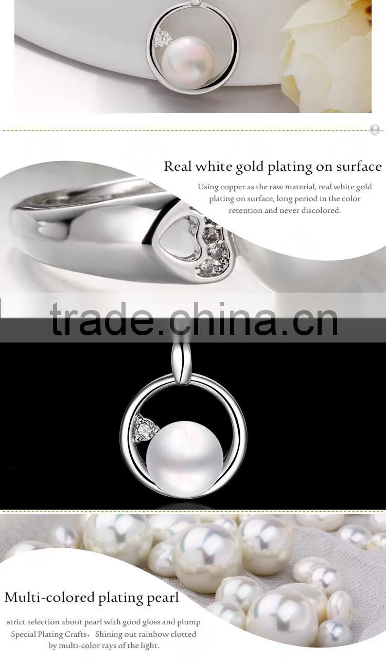 Elegant Round Setting Pearl White Copper Fashion Pendant Jewelry