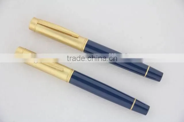 metal fountain pen