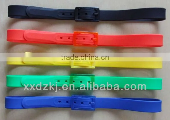 2013 Fashion Wave Silicone Belt in Stock for Men and Women