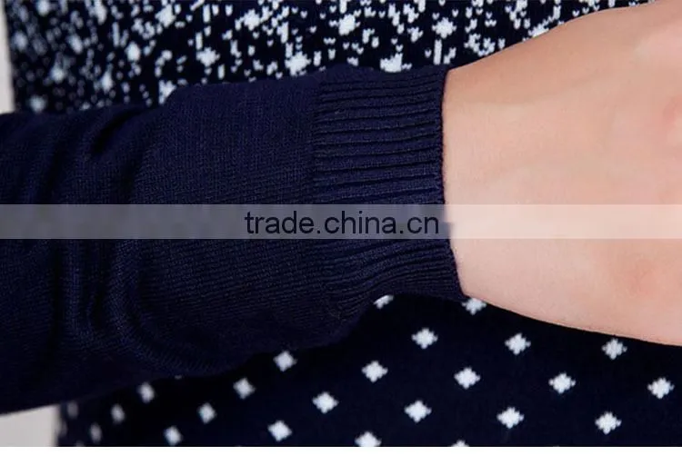 The men's v-neck sweater fashion spring for 2015 men new style sweater