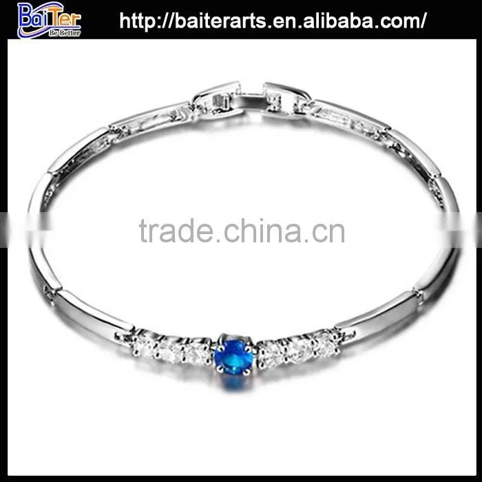 Custom Color Heart Shape Crystal Bangle Bracelet Cheap Pave Crystal Bracelet Wholesale
