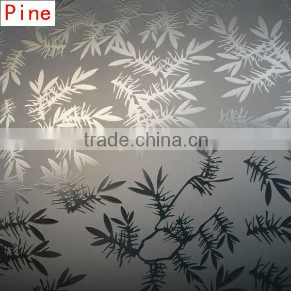 Different sizes of deep-etched pattern glass