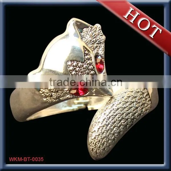 Beautiful cuff type enamel animal bracelet bangle Jewelry Bangle
